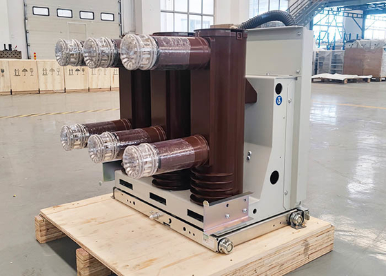 12KV Indoor Withdrawable Vacuum Circuit Breaker 1250A VCB AC Tegangan Tinggi Untuk Switchgear