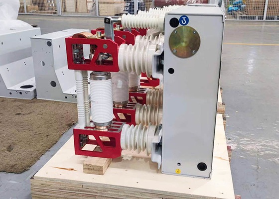 ZN28G - 12 Pemutus Sirkuit Vakum Dalam Ruangan Tiga Fase AC 50HZ 12KV Nilai Tegangan