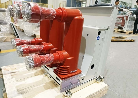 Pemutus Sirkuit Vakum Tegangan Tinggi Dapat Ditarik Tiga Fasa AC 50HZ 1250A 220V