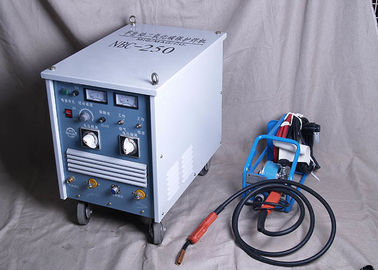 Mesin Las Portabel Terlindung CO2 GasTap Jenis MIG / MAG 250A Untuk Baja Karbon