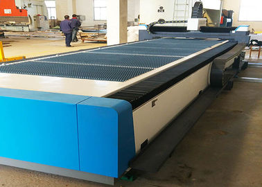 Efisiensi Tinggi CNC Laser Cutting Machine 2000W 1500 X 6000mm Untuk Aluminium