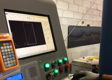 Mesin Pemotongan Laser Serat CNC dengan Auotomatic Exchange Table Cover FL-3015-3000W