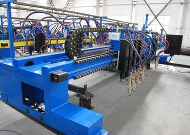 Gantry Otomatis Jenis CNC Plasma Cutting Machine dengan Multi Flame Cutting Obor