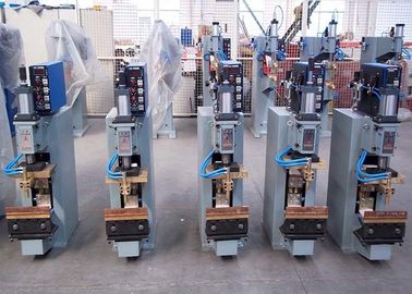 Khusus Seri DN Pneumatic Seam Welding Machine 25 ~ 150KVA Dengan Movable Down Electrode