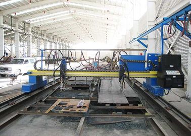 Gantry Type Automatic CNC Plasma dan Flame Cutting Machine dengan Multi Strip Torches